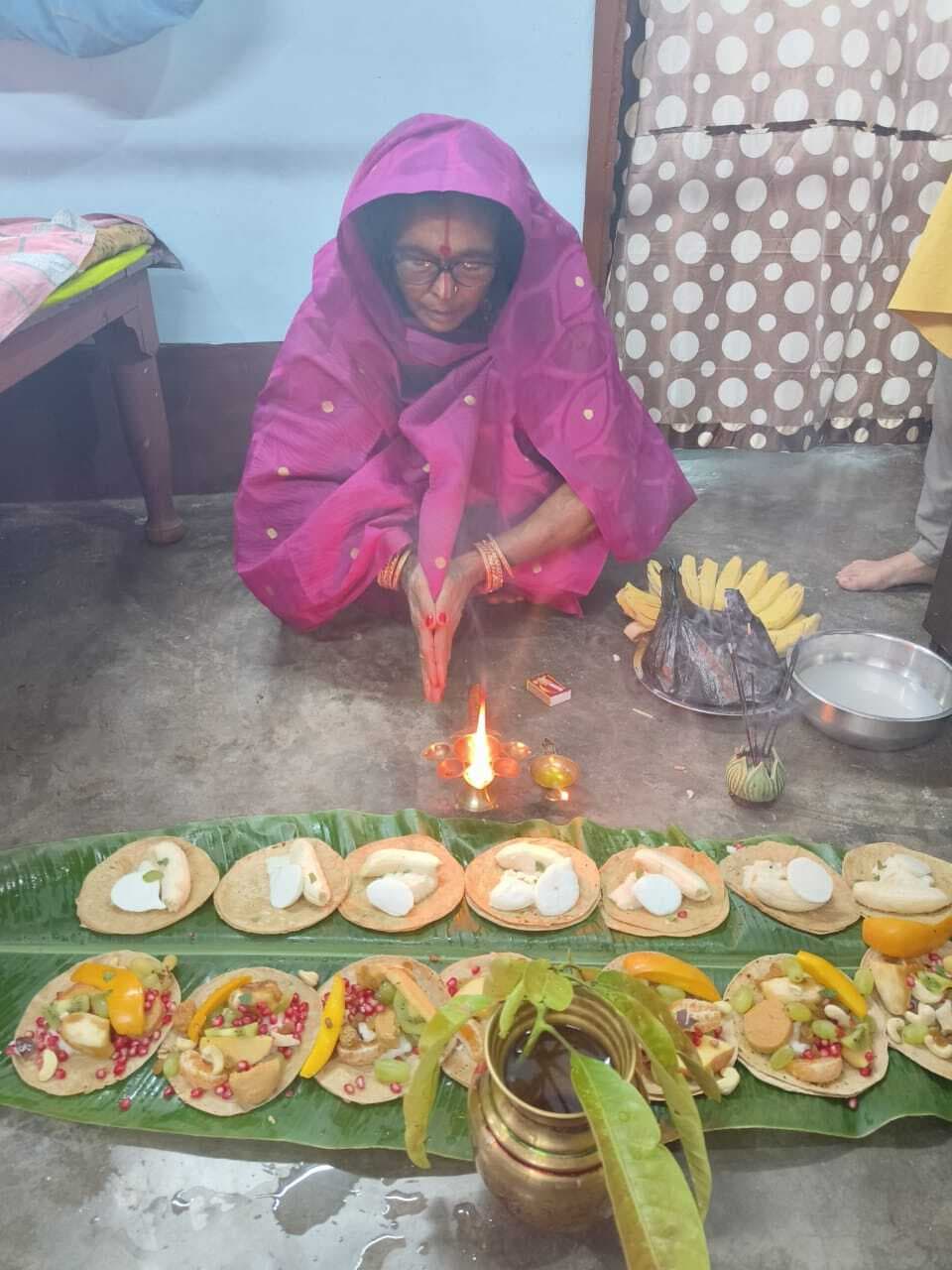 The great festival of Chaiti Chhath in Samastipur:अस्ताचलगामी सूर्य को अर्घ अर्पण आज