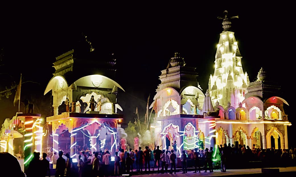 Buxar News : चैत्र नवरात्र के चौथे दिन मां कुष्मांडा की हुई पूजा-अर्चना