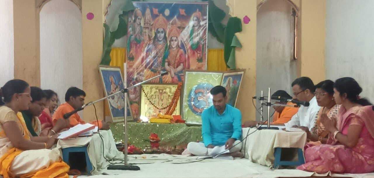 श्रीरामचरितमानस के अखंड पाठ के साथ विद्यालय का नया सत्र प्रारंभ