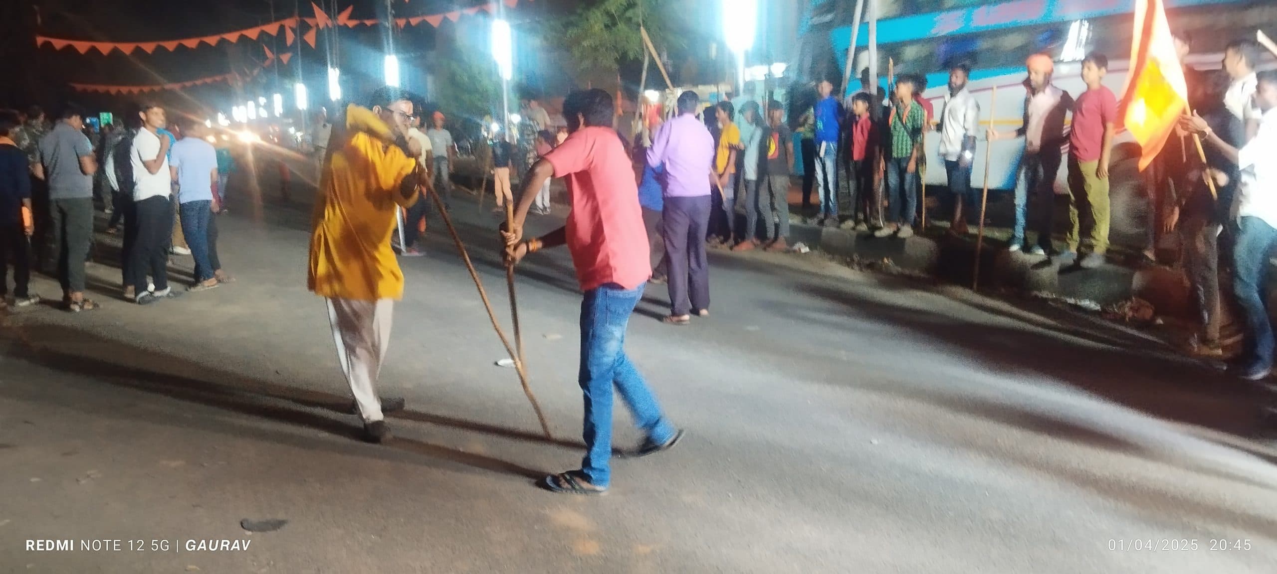 Giridih News :सरिया-बगोदर में निकला मंगला जुलूस, लगे जयकारे