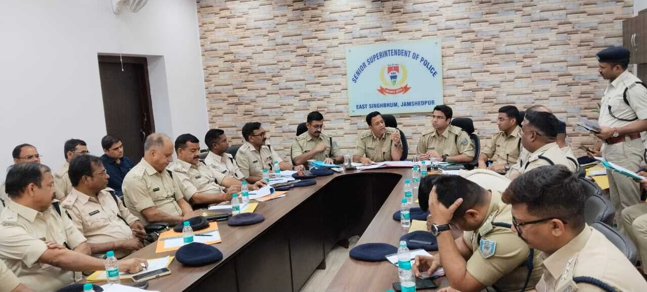 Jamshedpur News : रामनवमी झंडा जुलूस की होगी सीसीटीवी-ड्रोन से निगरानी, थानेदारों को मिला ये निर्देश