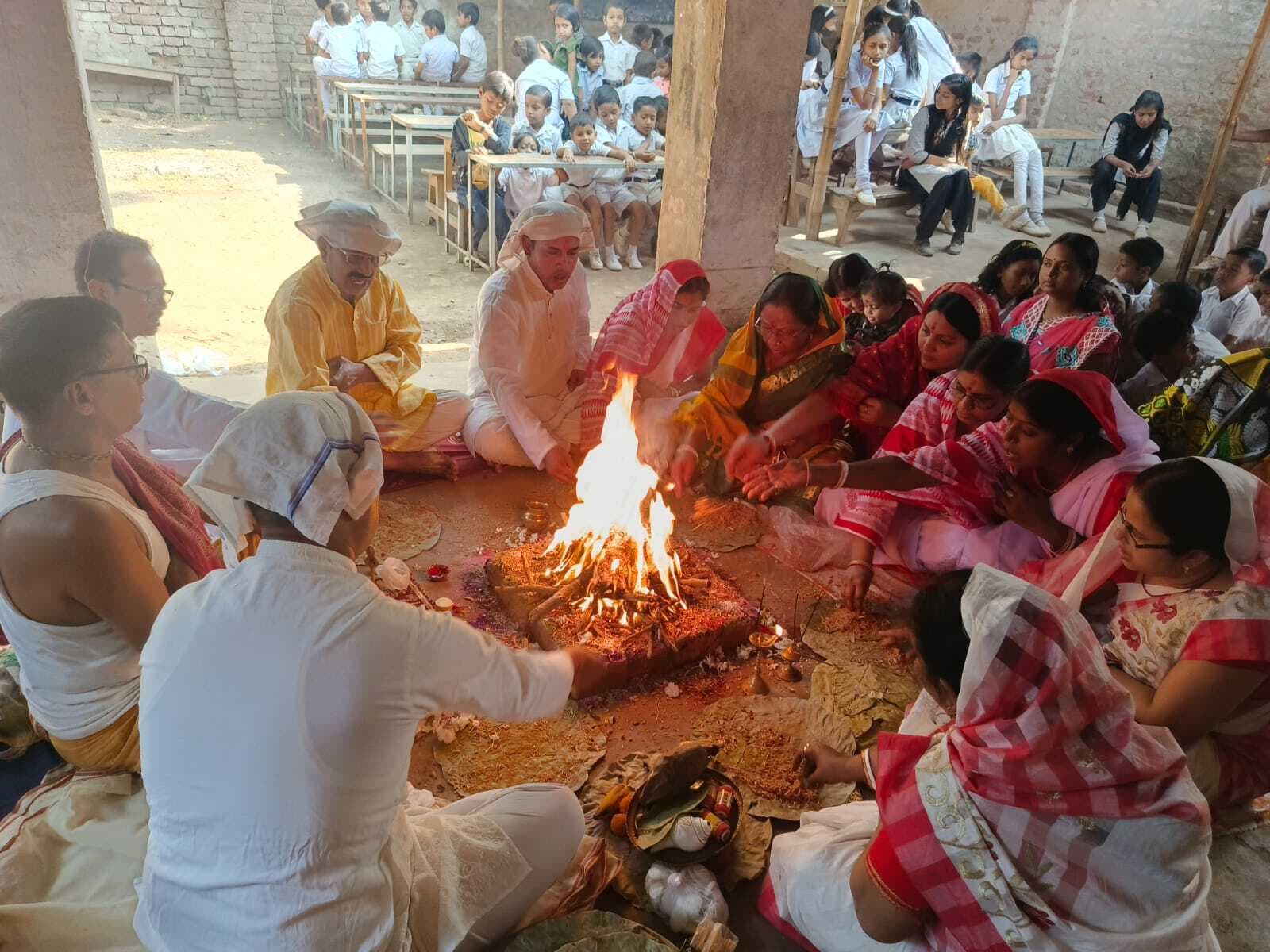 पूजन-हवन के साथ नये शैक्षणिक सत्र का हुआ शुभारंभ