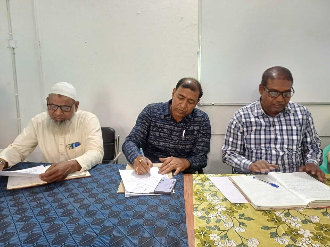 एमडीएम बनाने में गैस सिलिंडर का करें उपयोग : बीइइओ