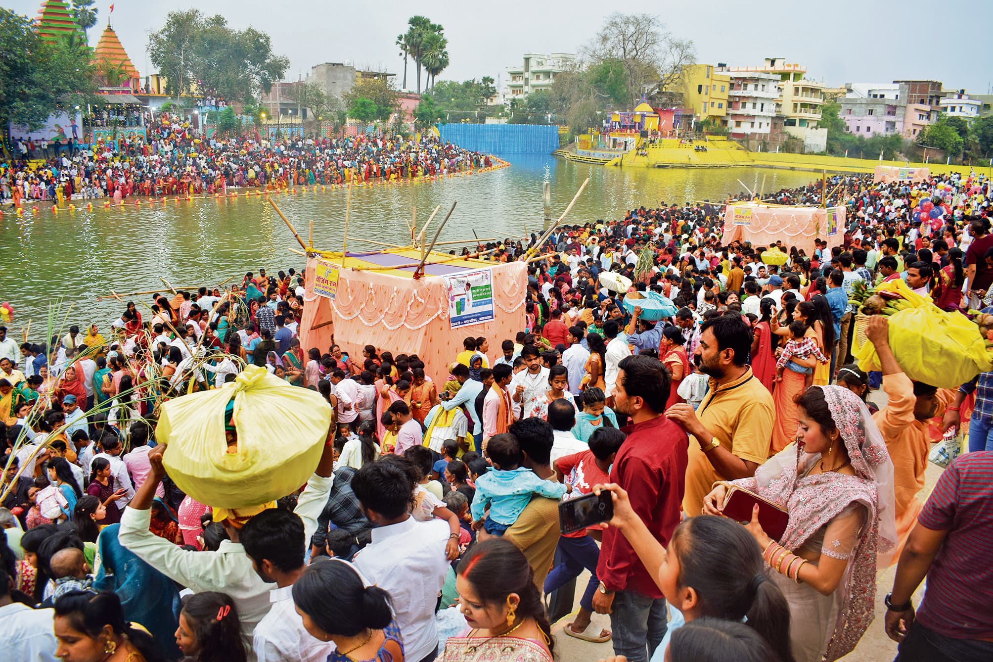 jehanabad News : उगते सूर्य को अर्घ के साथ आज संपन्न होगी छठपूजा