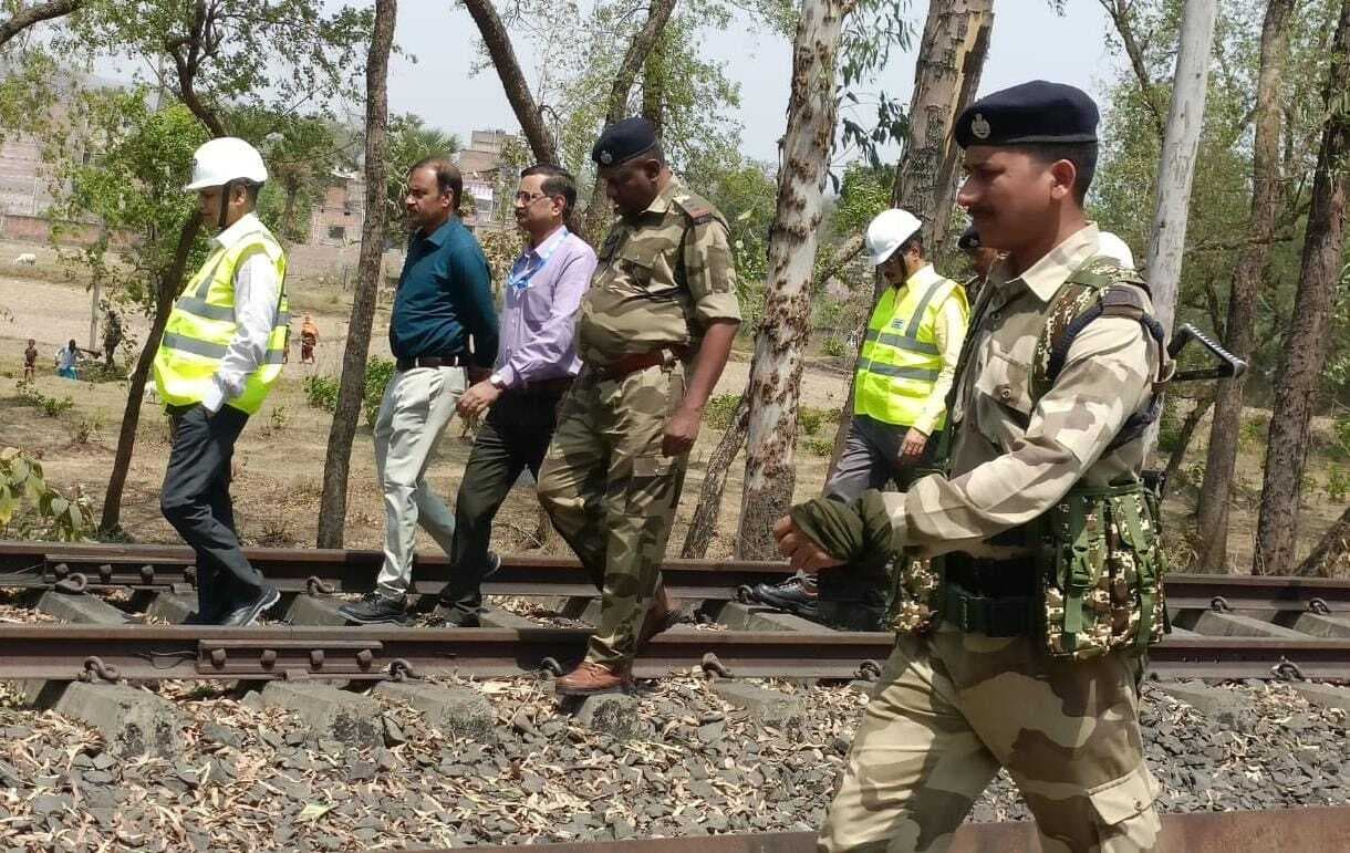 एमजीआर रेललाइन का एनटीपीसी दिल्ली की टीम ने लिया जायजा