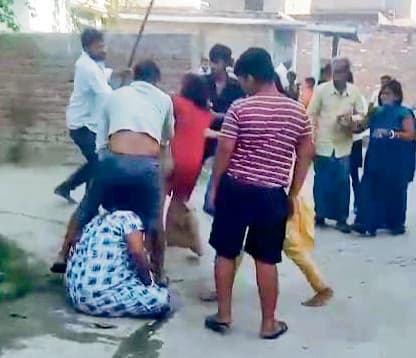 hajipur news. पारिवारिक विवाद में विवाहिता की पिटाई