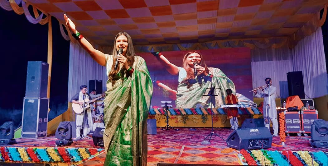 Aurangabad News <bha>;</bha> राम आयेंगे तो अंगना सजायेंगे... से स्वाति मिश्रा ने बांधा समा