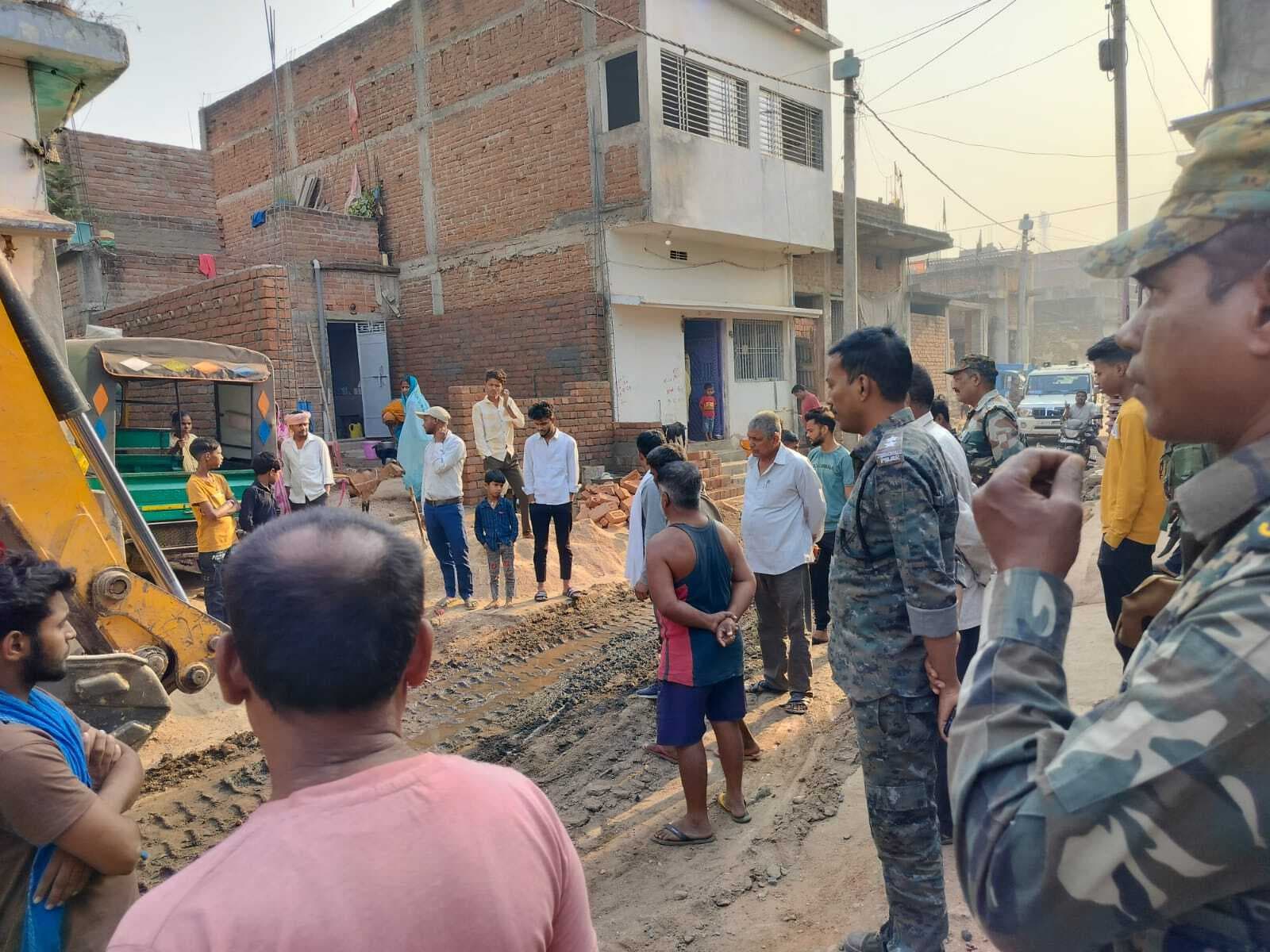 Giridih News: सड़क पर पानी बहाने वालों पर होगी कार्रवाईफाई