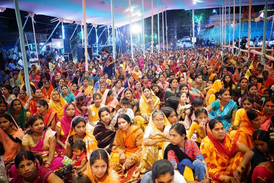 Giridih News: भक्तों ने सुनी भगवान के वामन अवतार की कथा