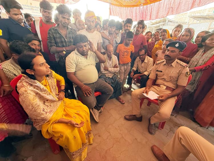 मंदिर को लेकर मुख्य पार्षद ने की पहल