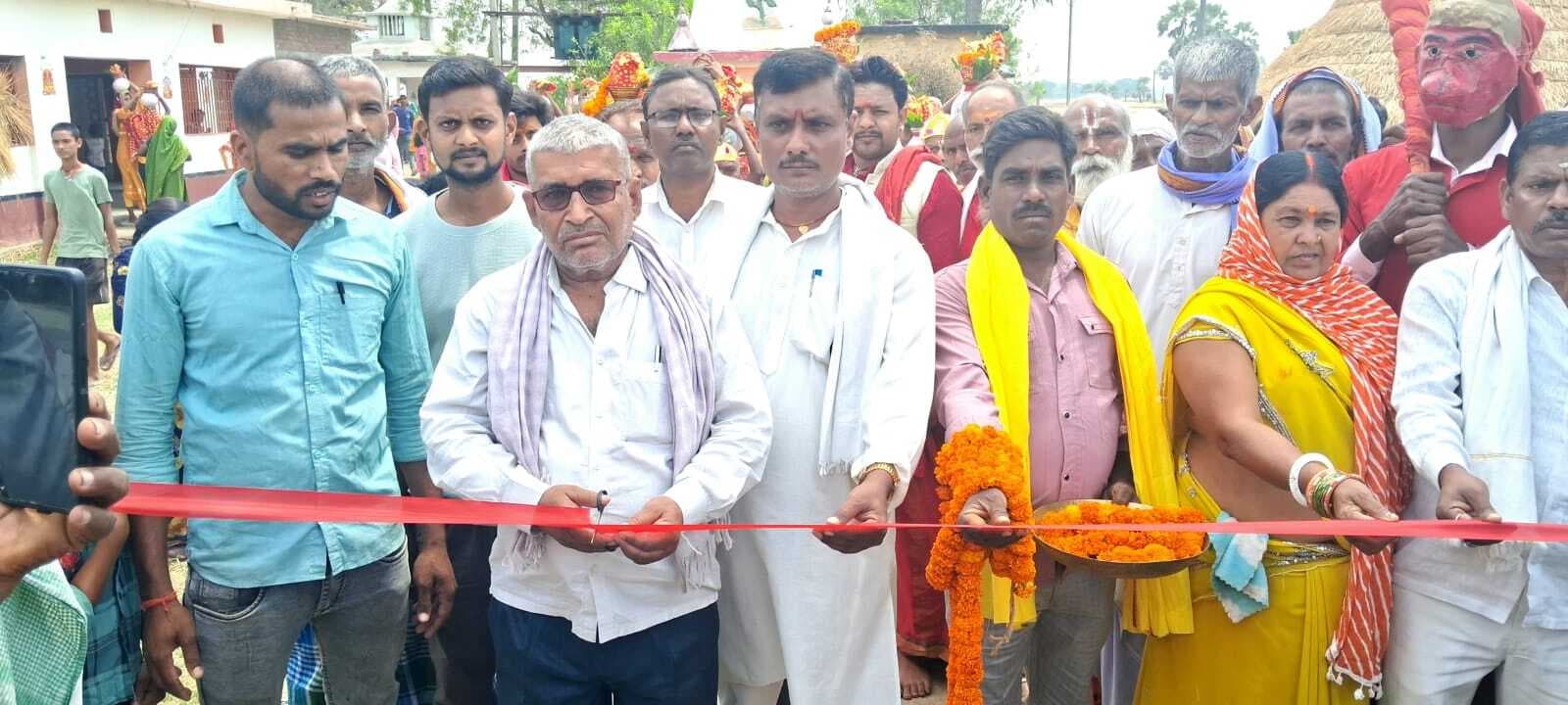 हनुमान जी की मूर्ति के प्राण-प्रतिष्ठा को लेकर निकाली गयी कलश यात्रा