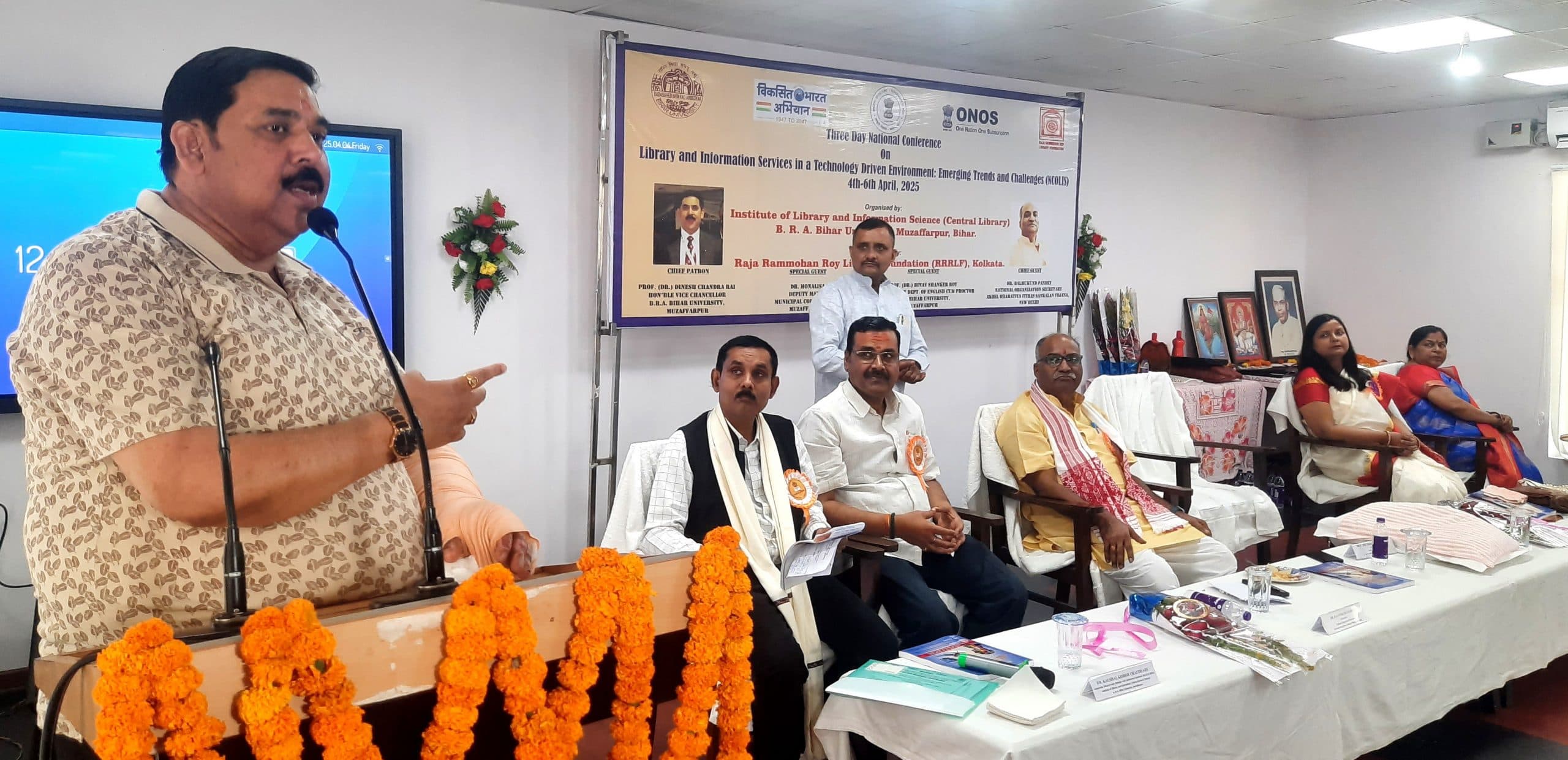 किताबों की जगह इ-बुक नहीं ले सकती