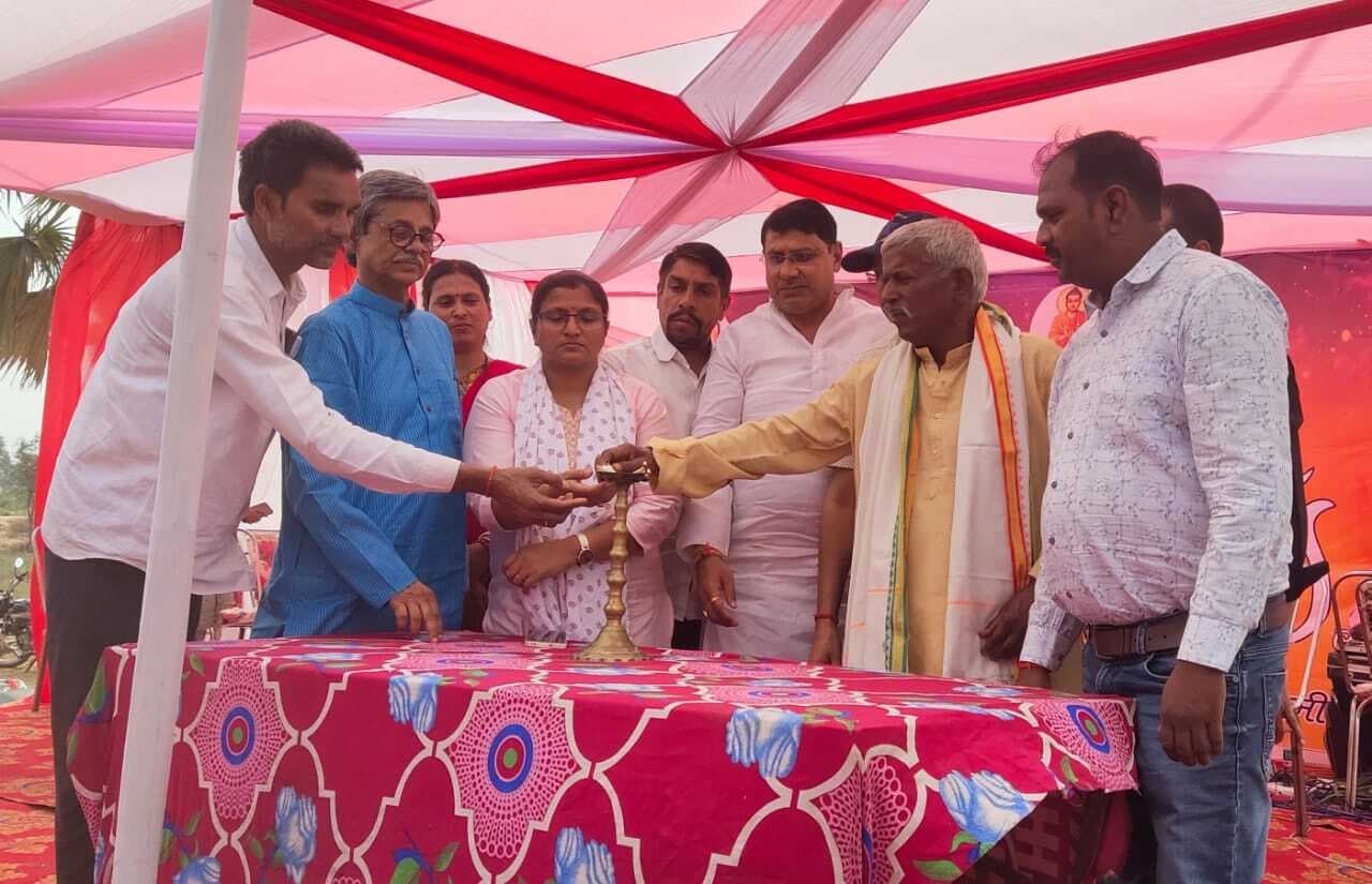 पतेड़ मंगरावां में तीन दिवसीय शिक्षा महोत्सव का उद्घाटन