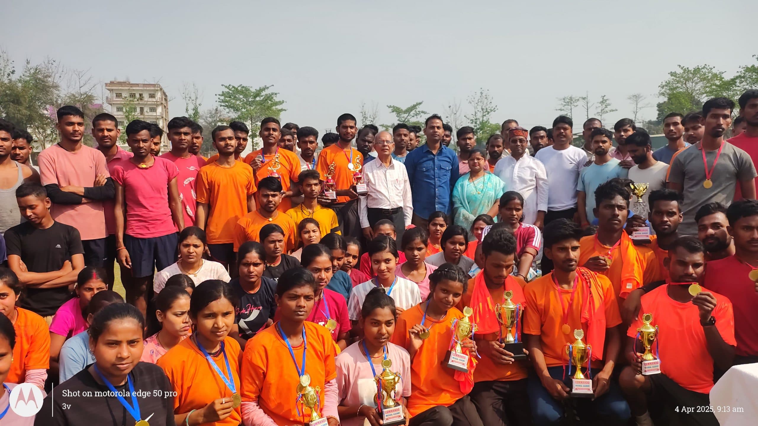 Sports news from Samastipur:दौड़ में आरती व सोनू ने मारी बाजी, डीएसपी ने किया पुरस्कृत