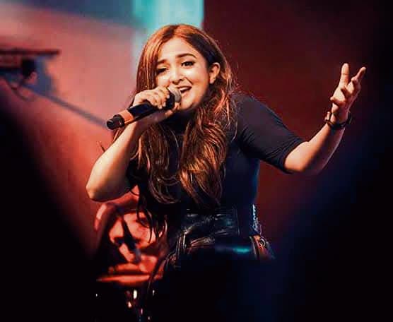 Gopalganj News  : सात को कल्पना पटवारी, तो आठ अप्रैल को बॉलीवुड गायिका मोनाली ठाकुर के सुरों से सजेगी महफिल