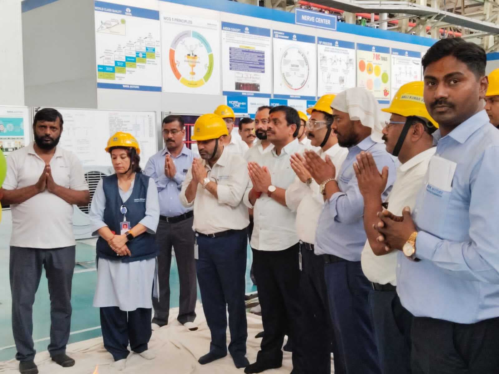 उत्कृष्ट उत्पादन के साथ-साथ सुरक्षा सर्वोच्च प्राथमिकता : सुनील तिवारी