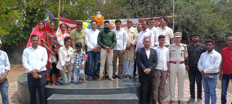 Bokaro News : सुकमा में शहीद सीआरपीएफ जवान का शहादत दिवस मना