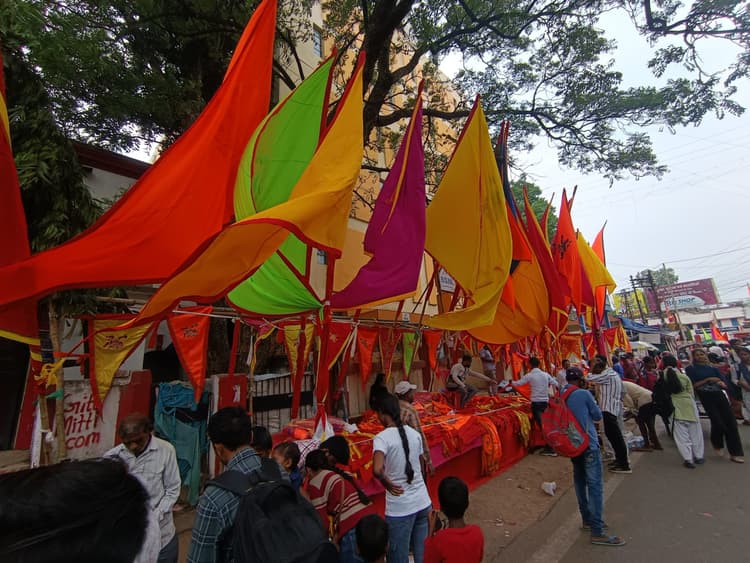 ranchi news : रामनवमी की शोभायात्रा कल, 1728 अखाड़े शामिल होंगे, हेलीकॉप्टर से बरसेंगे पुष्प