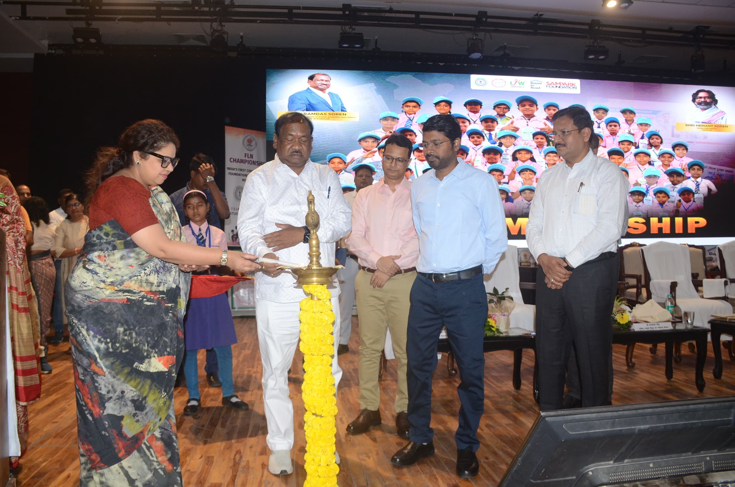 ranchi news : रांची में राज्यस्तरीय एफएलएन चैंपियनशिप के फाइनल 72 विद्यार्थी हुए शामिल