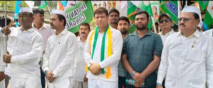 पदयात्रा को सफल बनाने पर युवाओं को दिया धन्यवाद