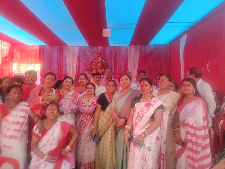 इंद्रानगर में धूमधाम से मनायी गयी शीतला पूजा