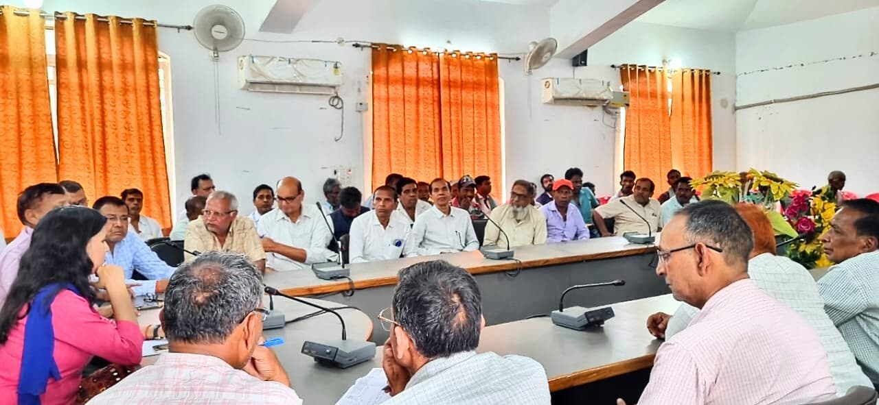 सरकारी जमीन पर कब्जा जमानेवाले लोगों को करें चिह्नित : सीओ