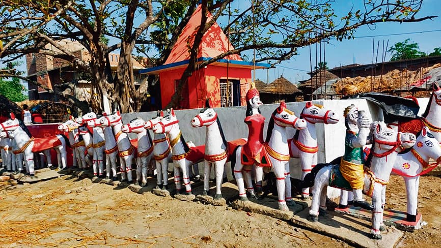 Chhapra News : बनिया हसनपुर में दो दिवसीय घोड़ा लुटावन पुत्र पावन मेला आज होगा शुरू