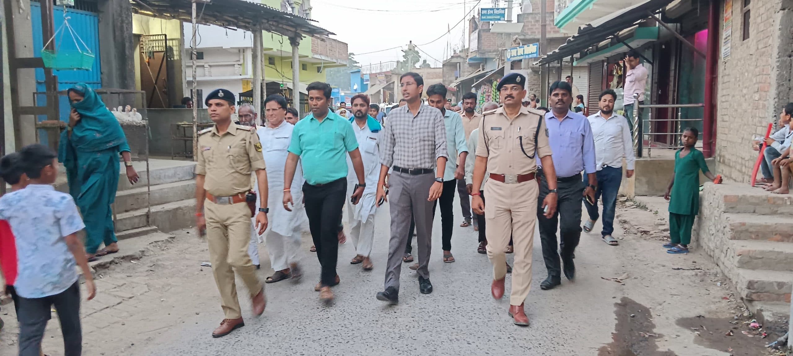 रामनवमी को लेकर किया फ्लैग मार्च