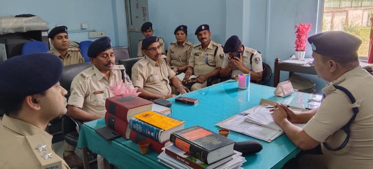 Madhubani News : रामनवमी के लिए अलर्ट रहें थानाध्यक्ष : एसडीपीओ