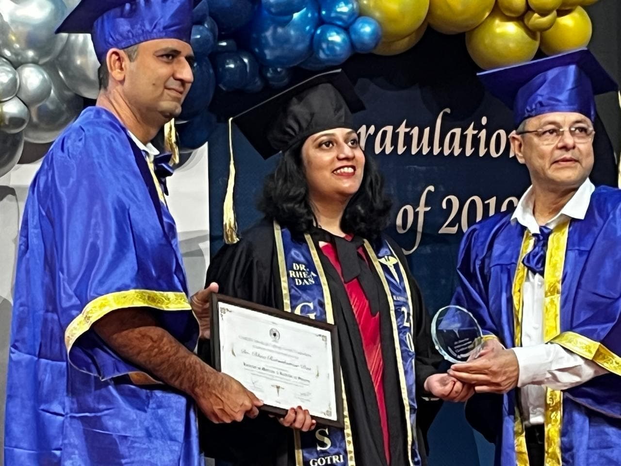 Madhubani News : एमबीबीएस में सफलता प्राप्त कर रिया ने जिले का नाम किया रोशन