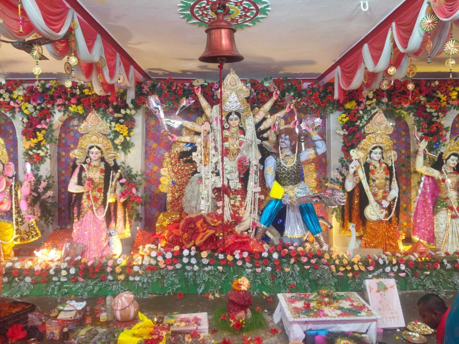 Madhubani News : देवी महागौरी की आराधना से भक्तिमय हुआ माहौल