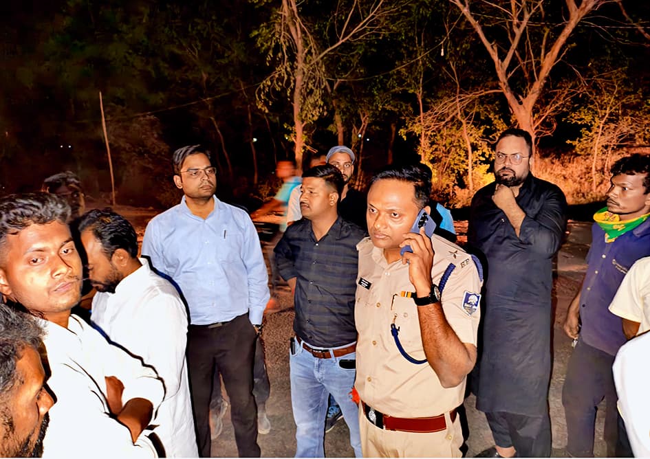 Aurangabad News : गिट्टी लदे ट्रक की टक्कर से युवक की मौत, महिला घायल