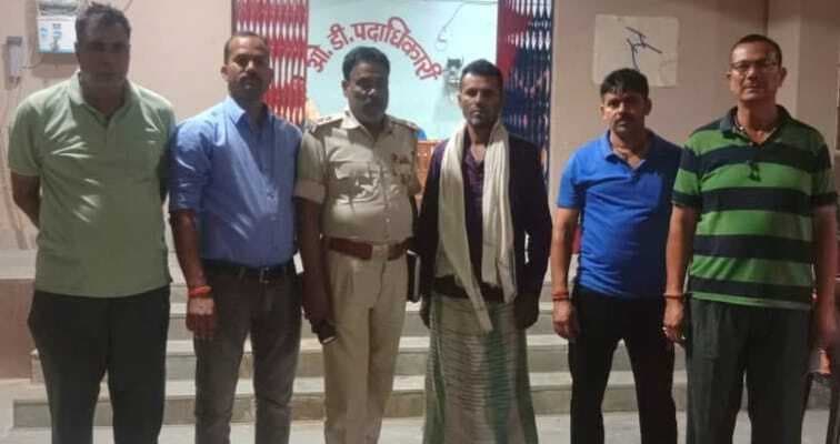 फसल लूट के आरोपित को गिरफ्तार कर जेल भेजा