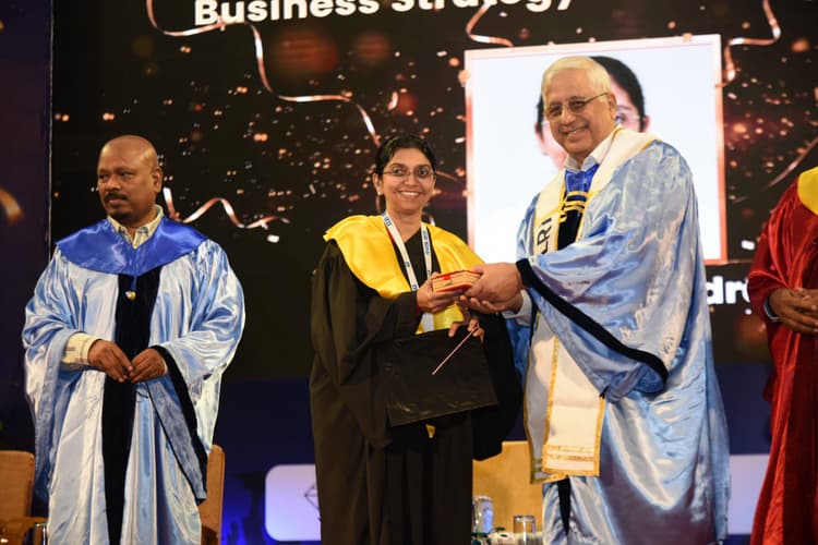 Jamshedpur News : प्रोफेशनल लाइफ में लर्न, अर्न और कंट्रीब्यूशन का समावेश जरूरी : फिरदौस वंद्रेवाला