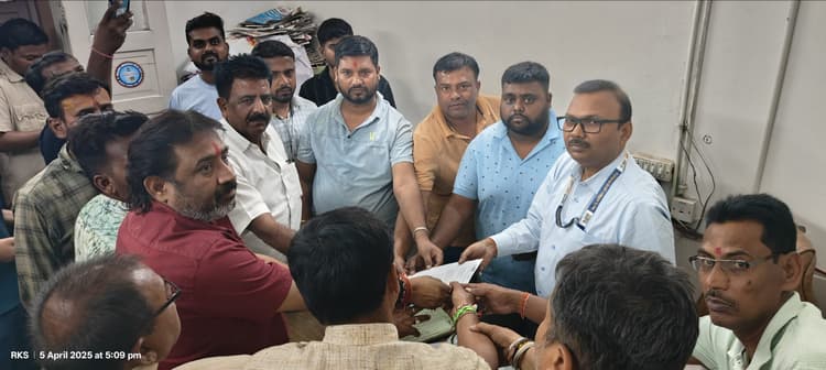 Dhanbad News: केंद्रीय अस्पताल के कर्मी की मौत, आश्रित को मिला नियोजन