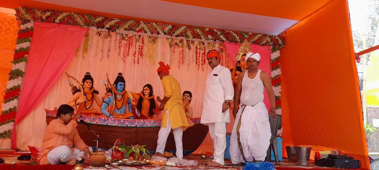 जय माता दी के जयकारों से गूंजा शेरघाटी