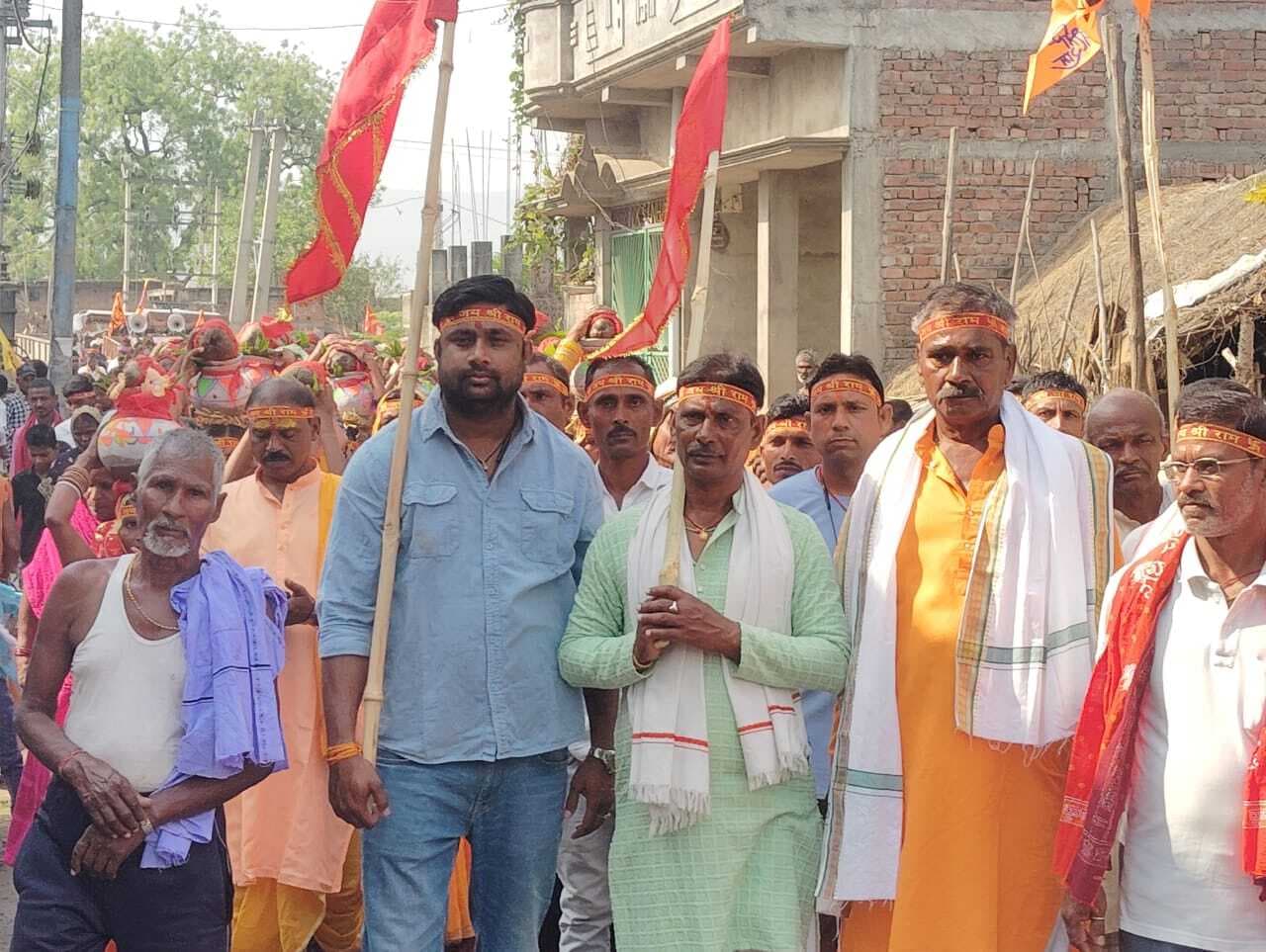 कलश शोभायात्रा के साथ 24 घंटे का अखंड रामधुन शुरू