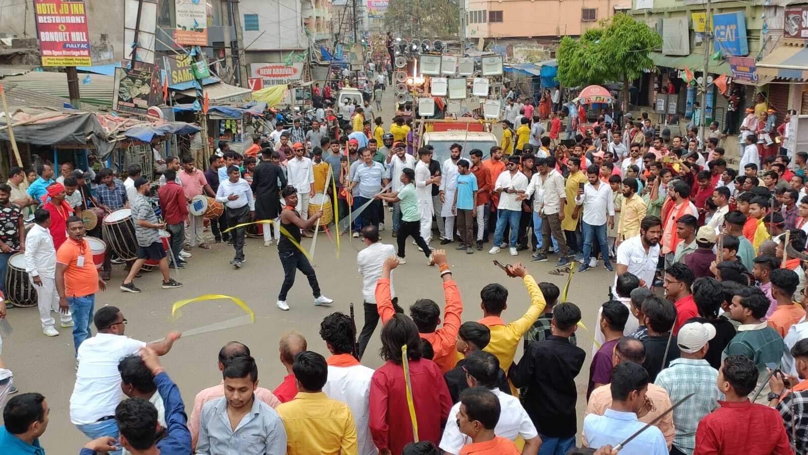 महावीरी पताके व जुलूस से श्रीराममय दिखी उपराजधानी