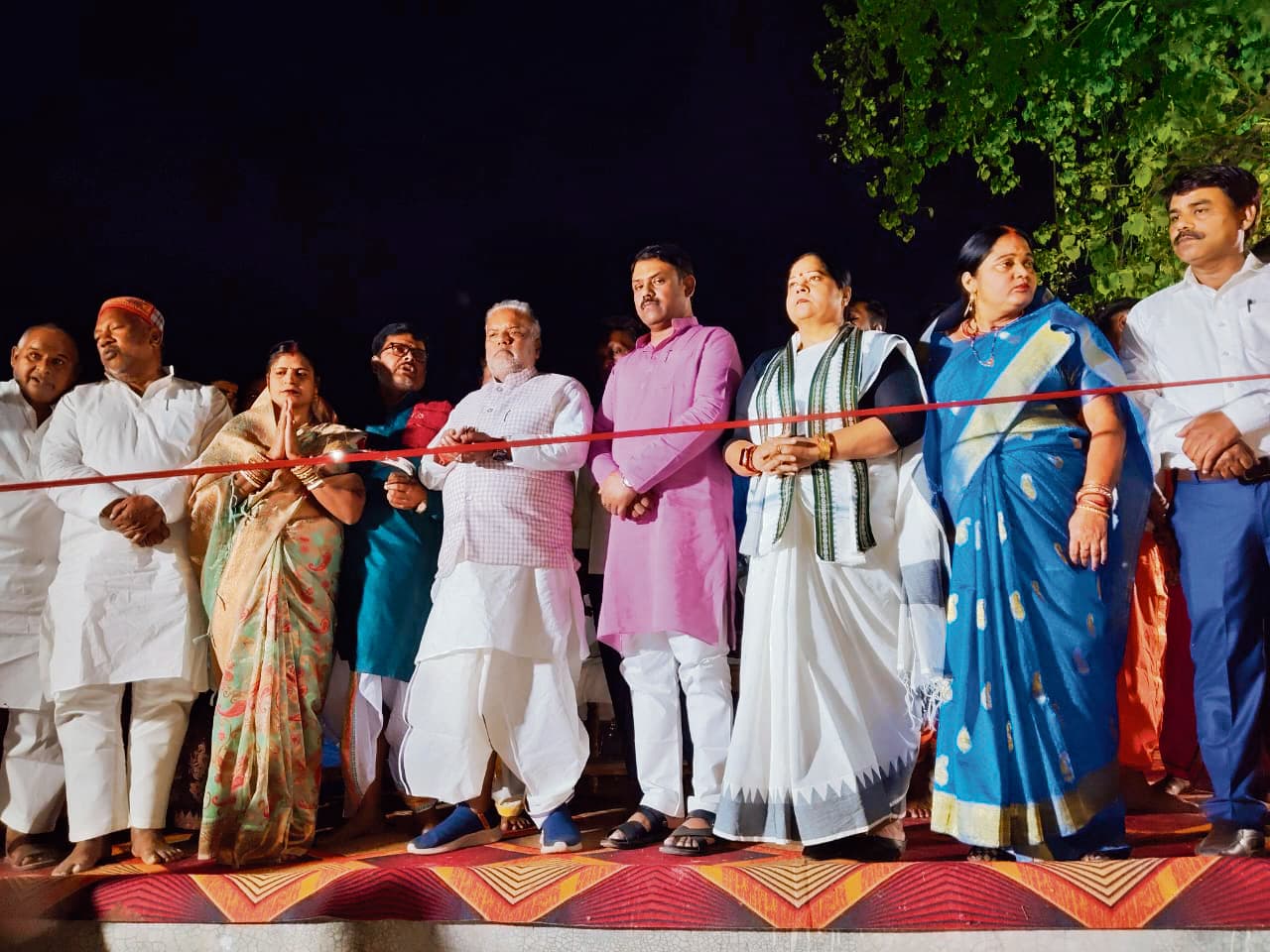 मंत्रोच्चारण के साथ शुरू हुआ महाआरती