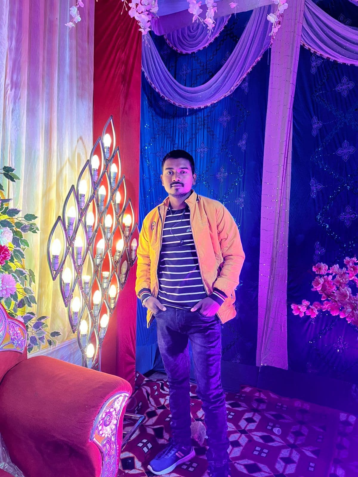 Dhanbad News : करंट से बिजली मिस्त्री की मौत, क्षेत्र में शोक की लहर