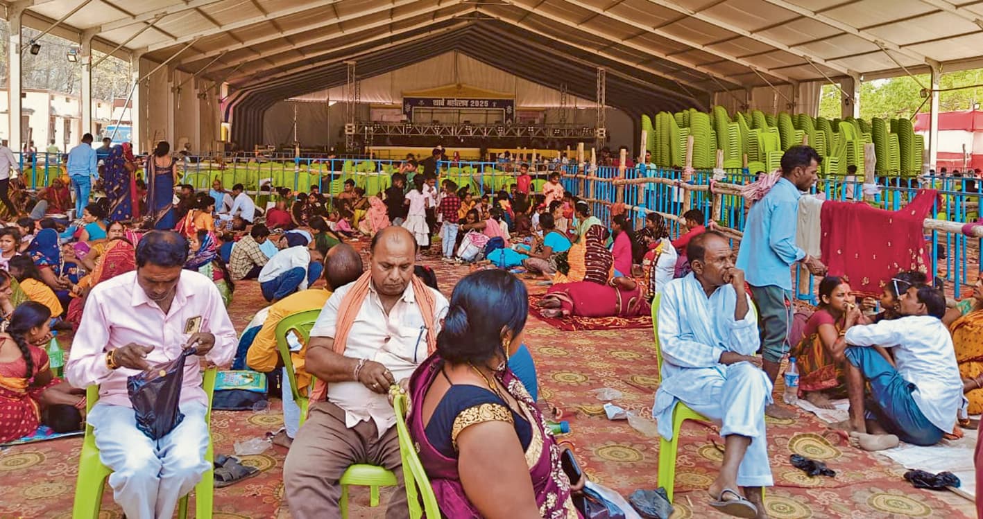 Gopalganj News  : मां सिंहासनी को समर्पित थावे महोत्सव का आज शंखनाद से होगा आगाज, सज-धज कर तैयार हुआ होमगार्ड मैदान