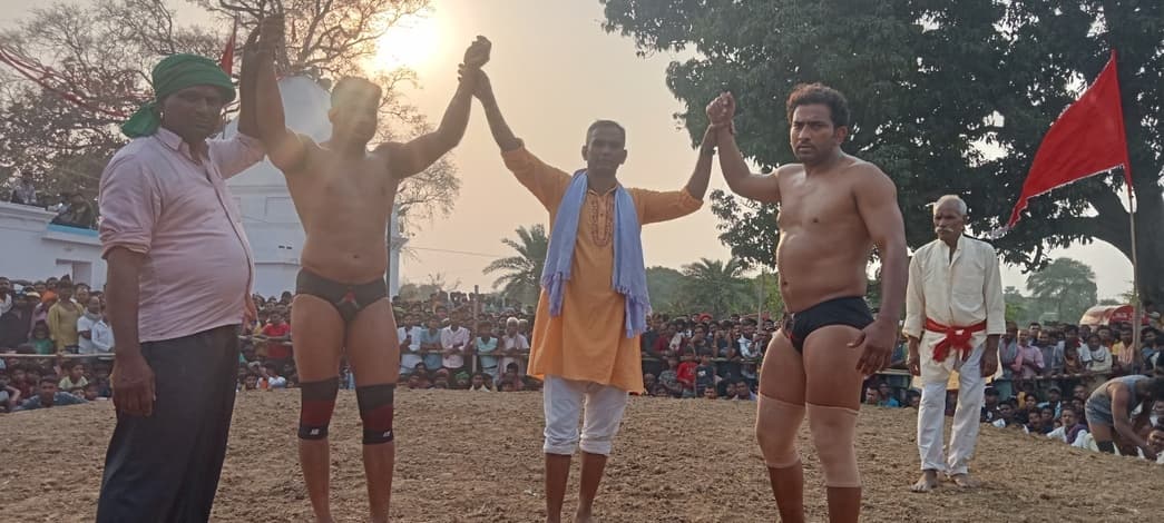 विक्रम व राकेश के बीच बराबरी पर रहा मुकाबला, फाइनल आज