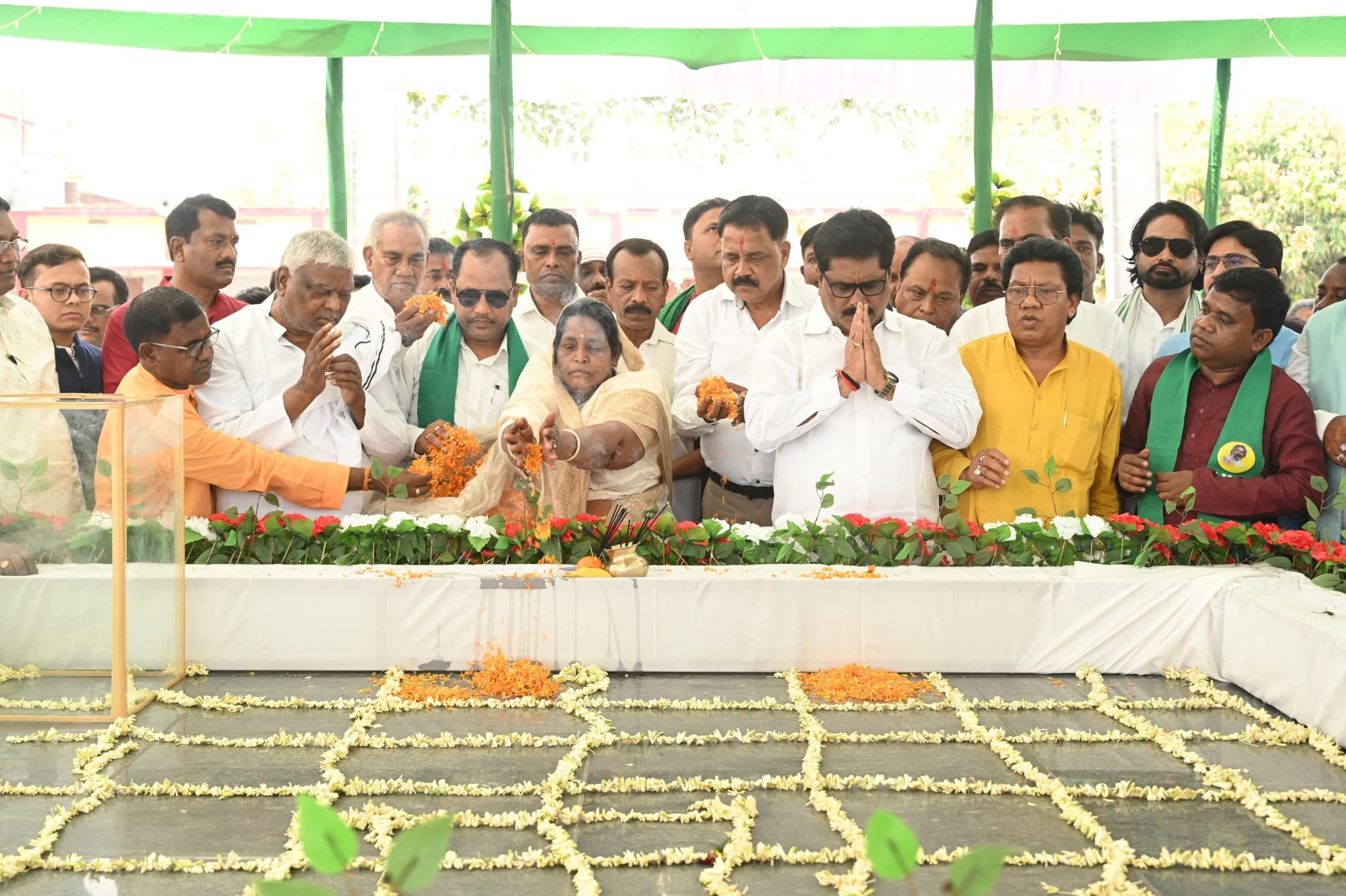 Bokaro News : पूर्व मंत्री जगरनाथ महतो की दूसरी पुण्यतिथि मनी