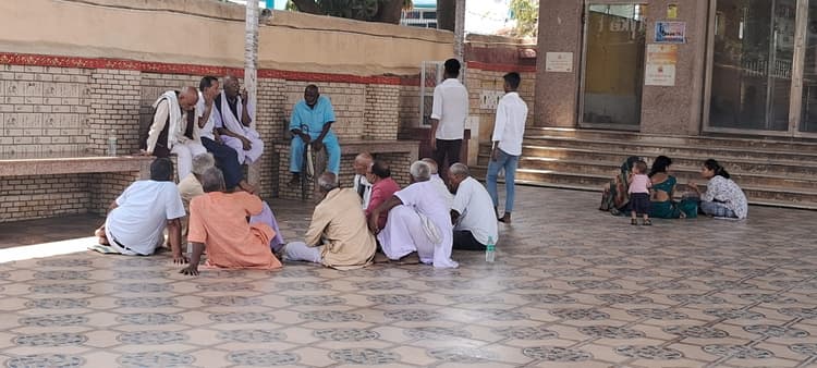 सुपौल में बढ़ने लगा गर्मी का प्रकोप, तापमान 37 डिग्री के पार, लोग बेहाल