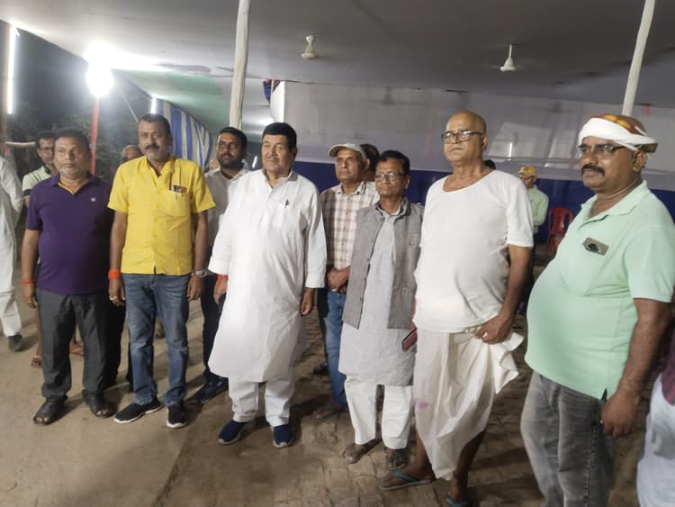 बुजुर्ग महिला के निधन पर सांसद ने जतायी संवेदना