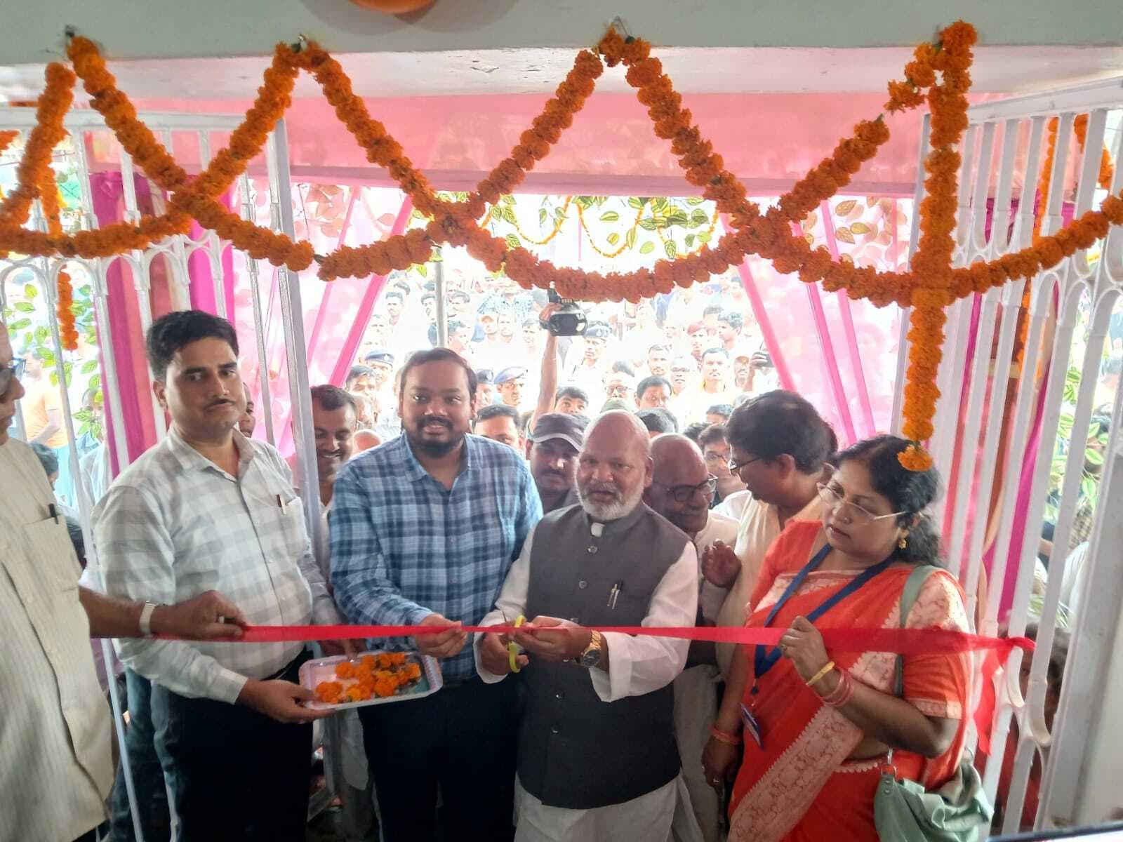 मंत्री ने किया अवर निबंधन कार्यालय का उद्घाटन