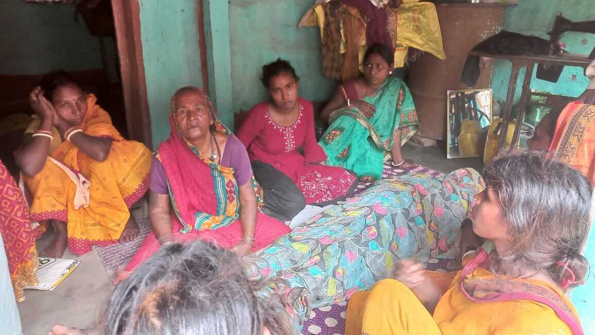 देर रात घर में घुसकर सो रही महिला की गला रेतकर हत्या