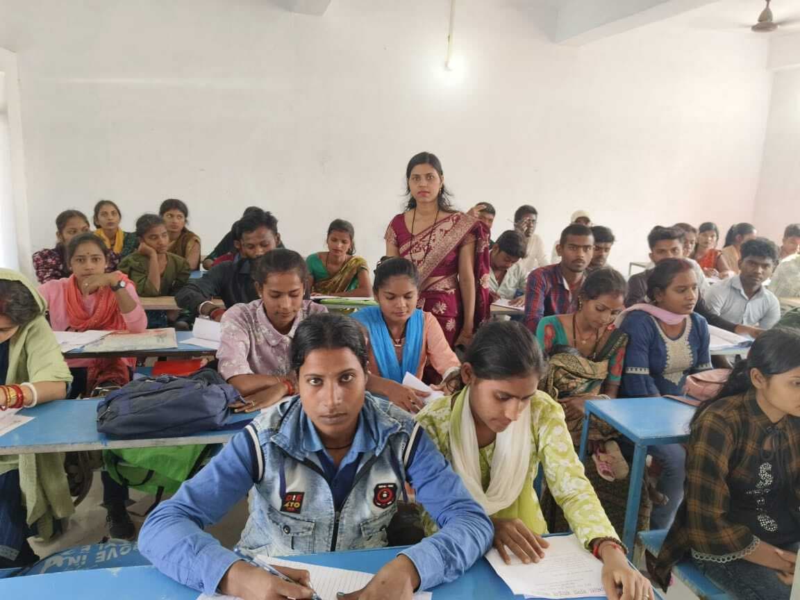 कमला राणा साइंस कॉलेज में शुरू हुई प्रायोगिक परीक्षा