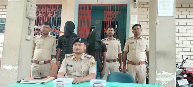 दिन दहाड़े दो बदमाशों ने हथियार का भय दिखा टोटो चालक से नगदी व मोबाइल लूटा