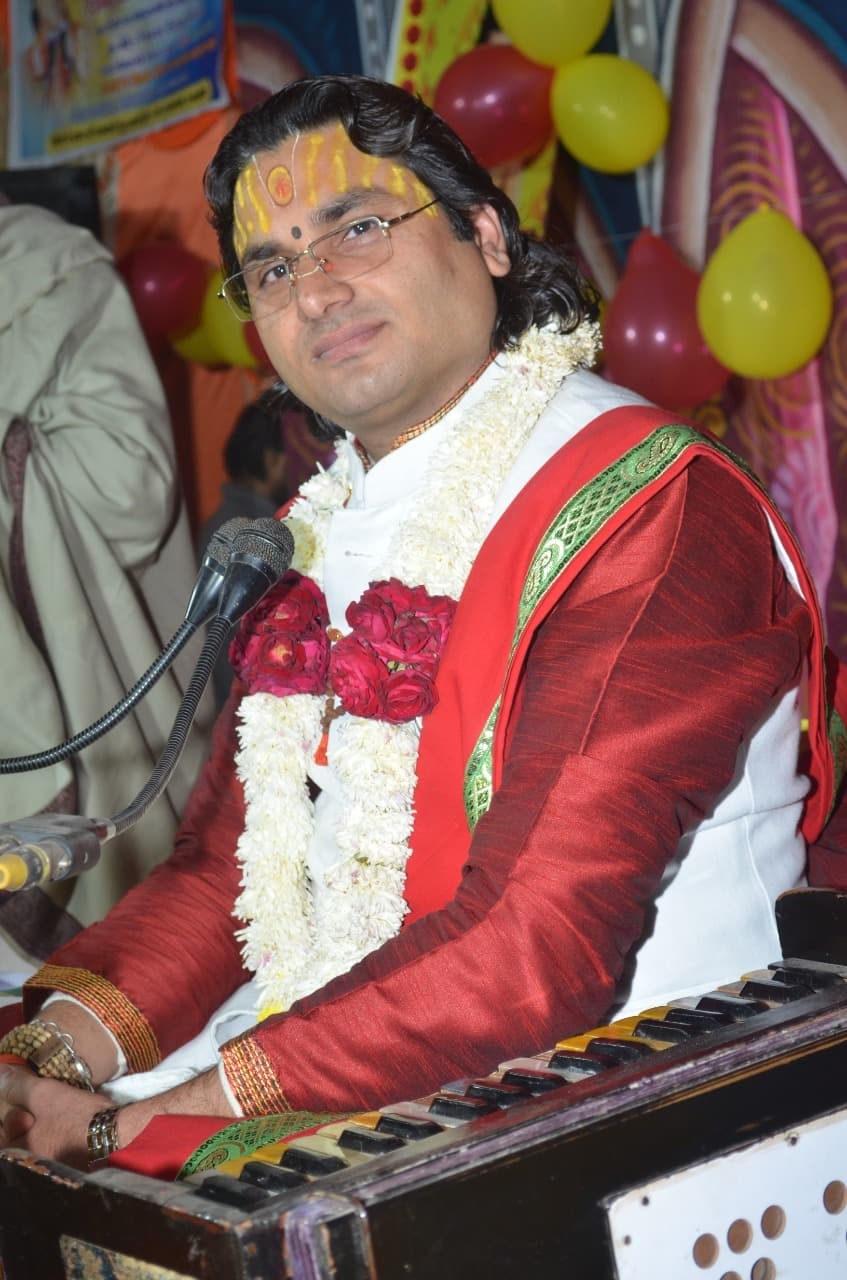 धरती पर जब-जब पाप बढ़ता है, तब-तब ईश्वर लेते हैं अवतार